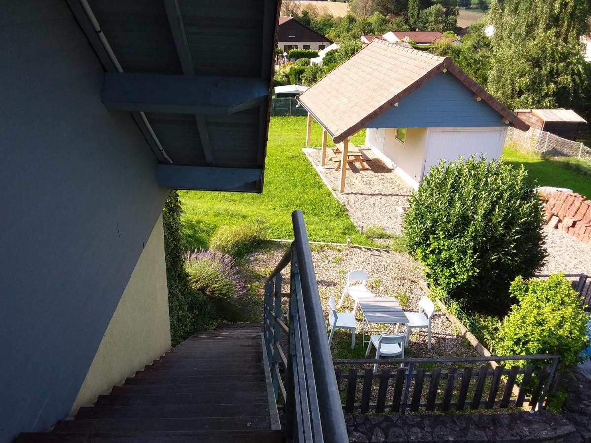 Appartement Lumineux, Calme Et Panoramique !! Pouligney-Lusans Екстер'єр фото